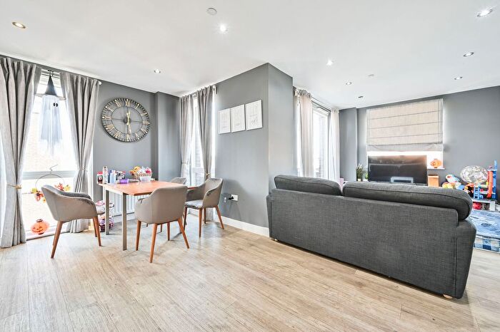 3 Bedroom Flat For Sale In Gayton Road, Harrow, HA1
