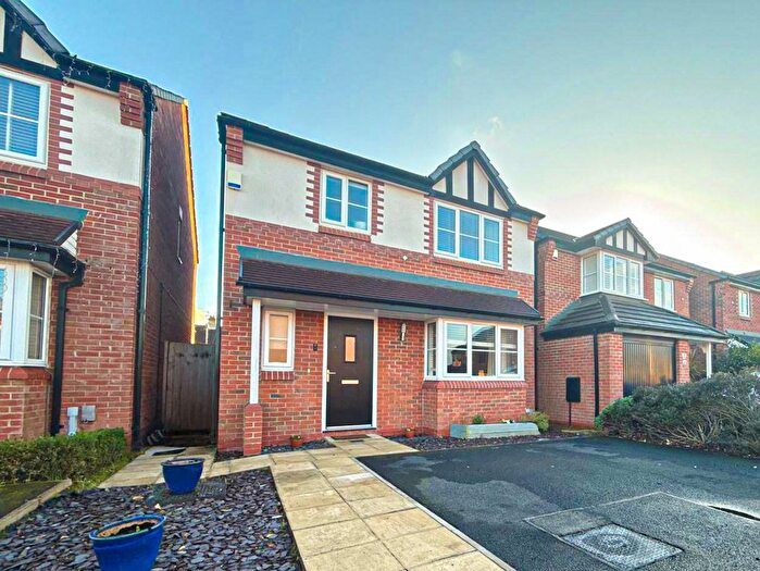 3 Bedroom Detached House For Sale In Archway Close, Birkenhead, CH42