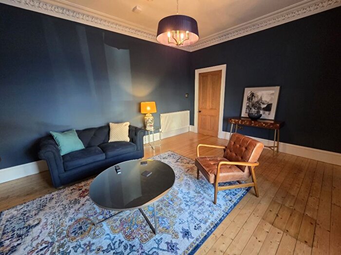 1 Bedroom Flat To Rent In Brighton Place, West End, Aberdeen, AB10