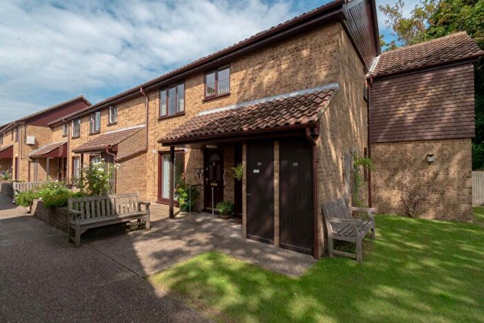 2 Bedroom Flat For Sale In Victoria Mews, Bridgeside, Deal, Kent, CT14