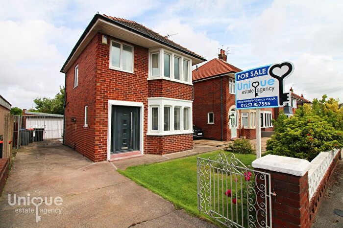 3 Bedroom Detached House For Sale In Springfield Drive, Thornton-Cleveleys, Lancashire, FY5