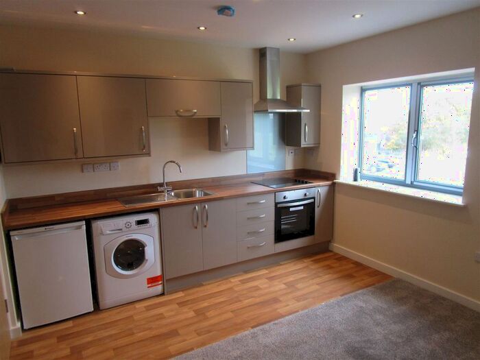 1 Bedroom Flat To Rent In Oulton Range Apartments, Oulton Hall Grounds, Rothwell Lane, LS26