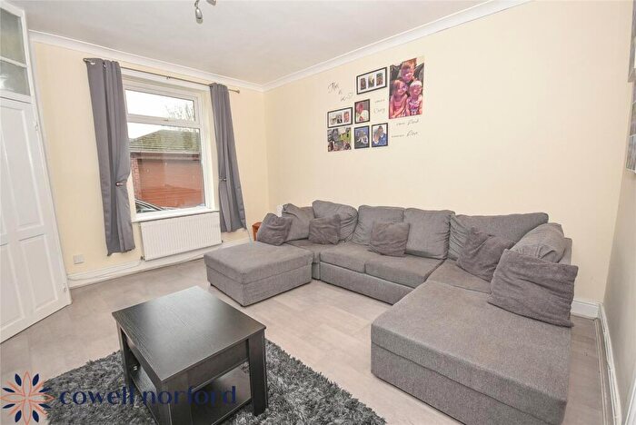 3 Bedroom Terraced House For Sale In Isabella Street, Syke, Rochdale, OL12