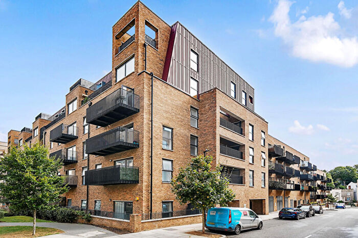 2 Bedroom Apartment For Sale In Rolfe Terrace, Greenwich, London, SE18