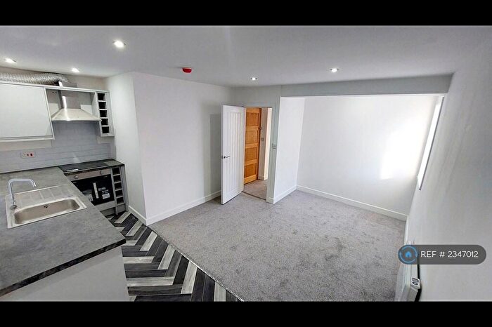 1 Bedroom Flat To Rent In Westgate Otley, Otley, LS21