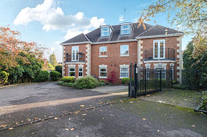 1 Bedroom Flat For Sale In Wiltshire Road, Wokingham, Berkshire, RG40