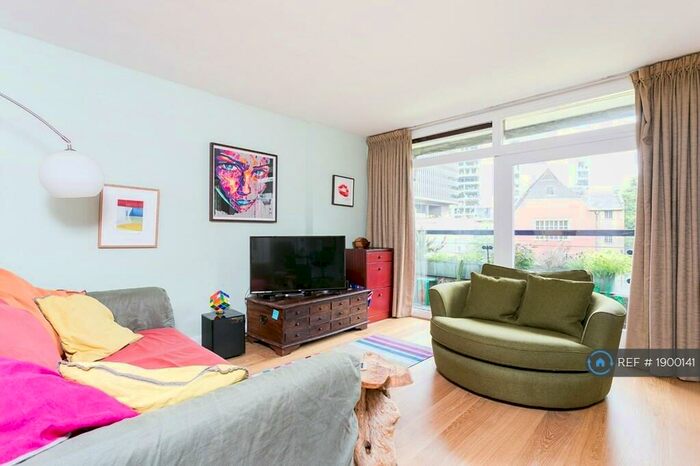 1 Bedroom Flat To Rent In Thomas More House, London, EC2Y