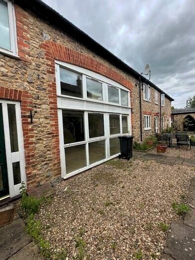 2 Bedroom Terraced House To Rent In Ostlers Yard, Fore Street, Chard, TA20