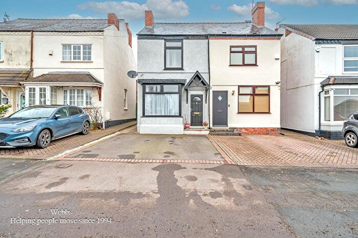 4 Bedroom Semi Detached House For Sale In Jacobs Hall Lane, Walsall, WS6