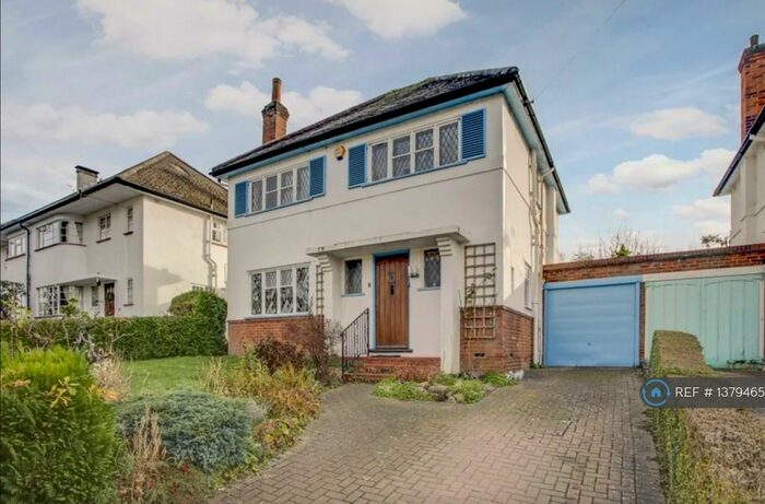 4 Bedroom Detached House To Rent In Cranbourne Drive, Pinner, HA5