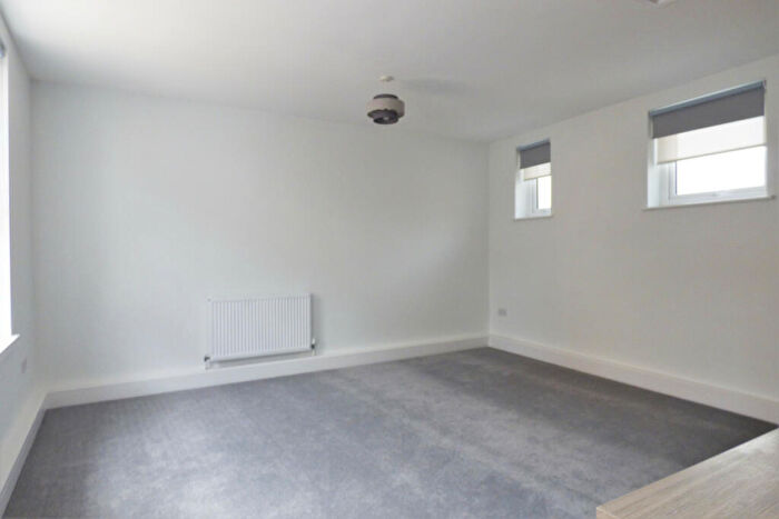 Studio To Rent In Market Place, Dartford, DA1