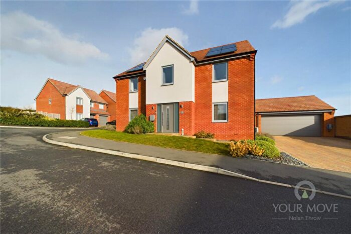 4 Bedroom Detached House For Sale In Cleavers View, Earls Barton, Northampton, NN6