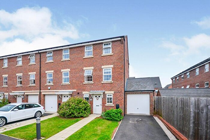 3 Bedroom House To Rent In Sylvan Avenue, Kirkby-In-Ashfield, Nottingham, NG17