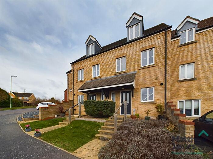 3 Bedroom Terraced House To Rent In Clermont Avenue, Sudbury, CO10