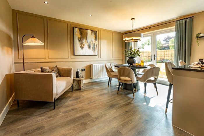 4 Bedroom Detached House For Sale In Milner Drive, Molescroft, HU17