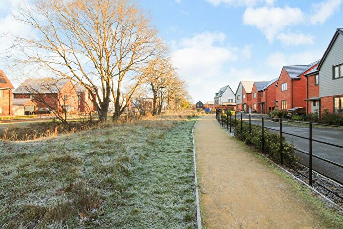 3 Bedroom Detached House For Sale In Dace Grove, Shirley, Blythe Valley, Solihull, B90