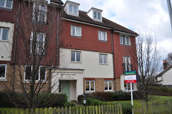2 Bedroom Flat To Rent In Bataleur Court Butts Green Road Hornchurch, RM11