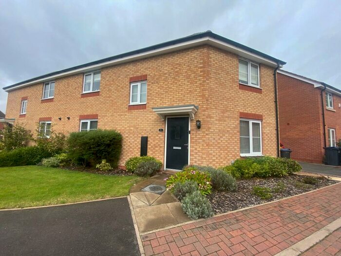 3 Bedroom House To Rent In Ebrook Way, Sutton Coldfield., B76