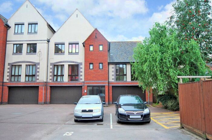 1 Bedroom Flat To Rent In Water Lane, St. Thomas, Exeter EX2