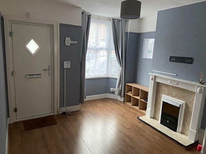 2 Bedroom Terraced House To Rent In Queens Road, Waltham Cross, EN8