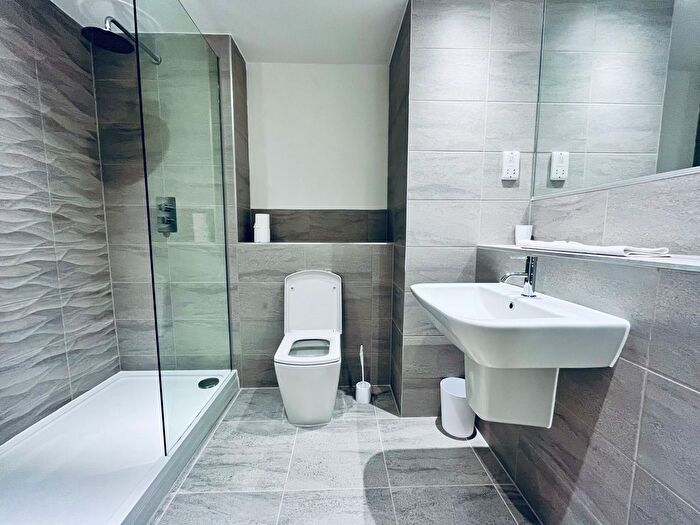 1 Bedroom Flat To Rent In Seymour Grove, Old Trafford, Manchester, M16