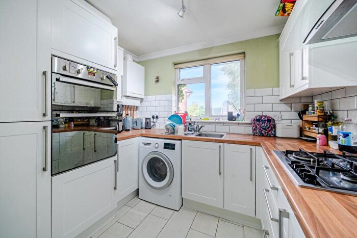 2 Bedroom Maisonette To Rent In Beech Tree Drive, Badshot Lea, Farnham, Surrey, GU9