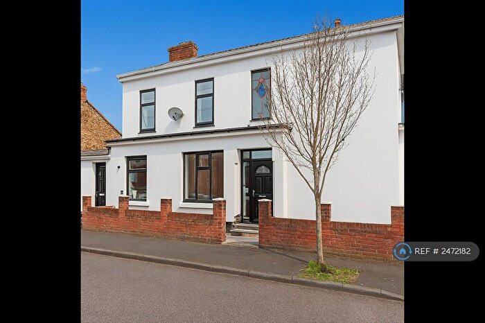 5 Bedroom End Of Terrace House To Rent In Preston Road, Manchester, M19