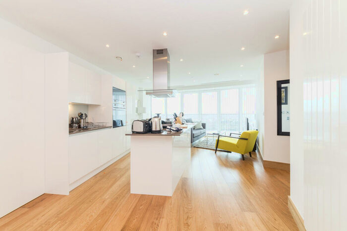 1 Bedroom Apartment To Rent In Arena Tower, Crossharbour Plaza, Canary Wharf, London, E14