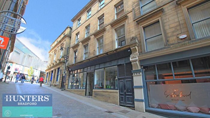 2 Bedroom Apartment For Sale In Upper Millergate, Bradford, BD1