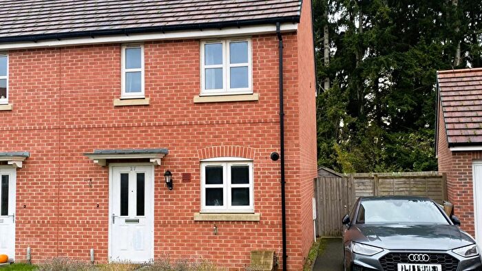 2 Bedroom Semi Detached House For Sale In Paisey Grove, Salisbury, SP2