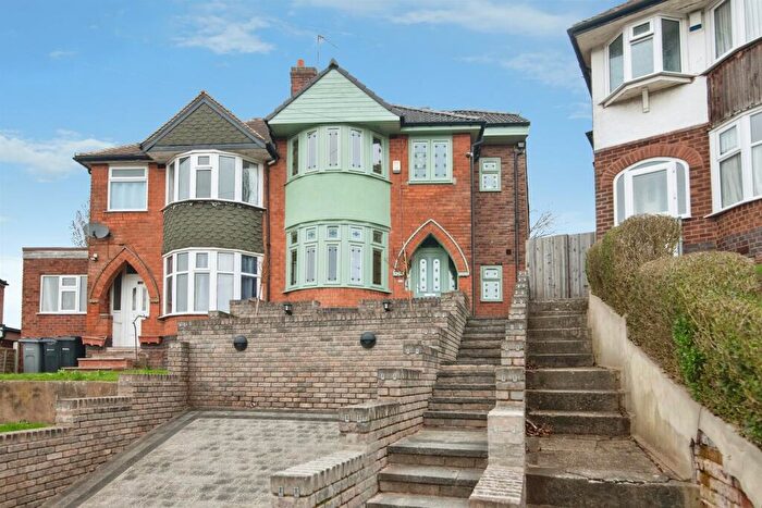 4 Bedroom Semi Detached House For Sale In Montana Avenue, Birmingham, B42