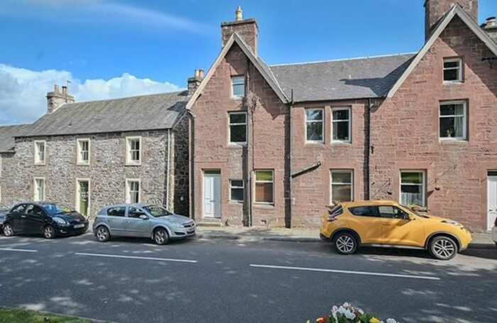 2 Bedroom Flat To Rent In Willoughby Street, Muthill, Crieff, PH5