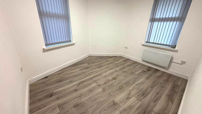 2 Bedroom Flat To Rent In Berridge Road West, NG7