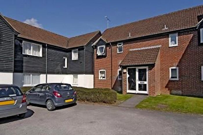 1 Bedroom Flat To Rent In Eeklo Place, Newbury, RG14