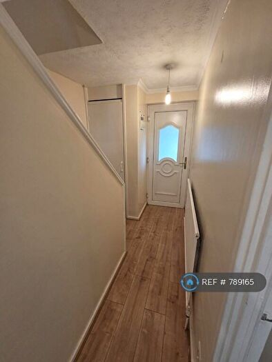3 Bedroom Terraced House To Rent In Dulverton Close, Leeds, LS11
