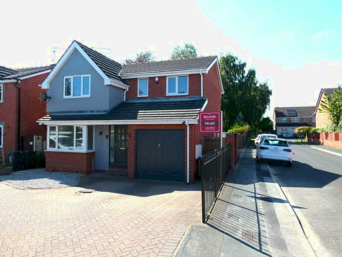 4 Bedroom Detached House To Rent In Church Rein Close, Warmsworth, DN4