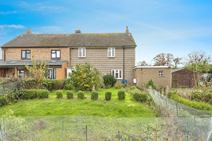 3 Bedroom Semi-Detached House For Sale In Windmill Road, Breachwood Green, Hitchin, Hertfordshire, SG4
