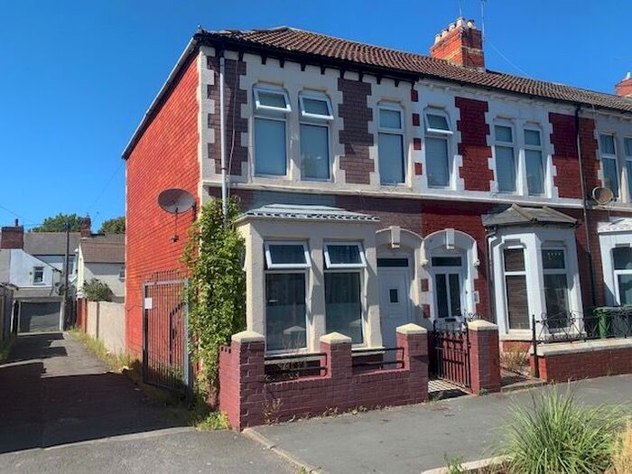 3 Bedroom Property To Rent In Ferndale Street, Cardiff, CF11