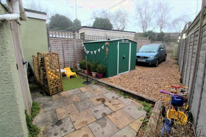 2 Bedroom Flat To Rent In Winterstoke Road, Bristol BS3