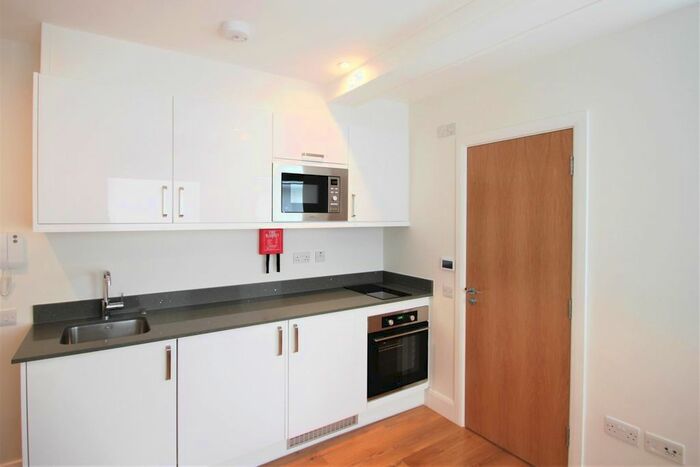 Studio To Rent In Drakes Courtyard, Kilburn, NW6