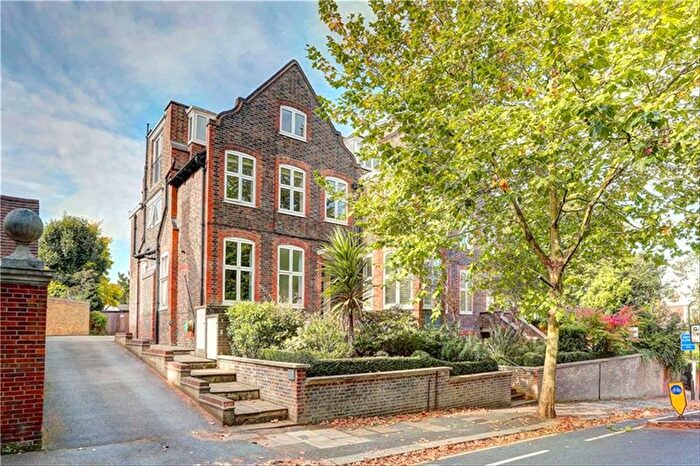1 Bedroom Flat To Rent In Burghley Road, Wimbledon, SW19