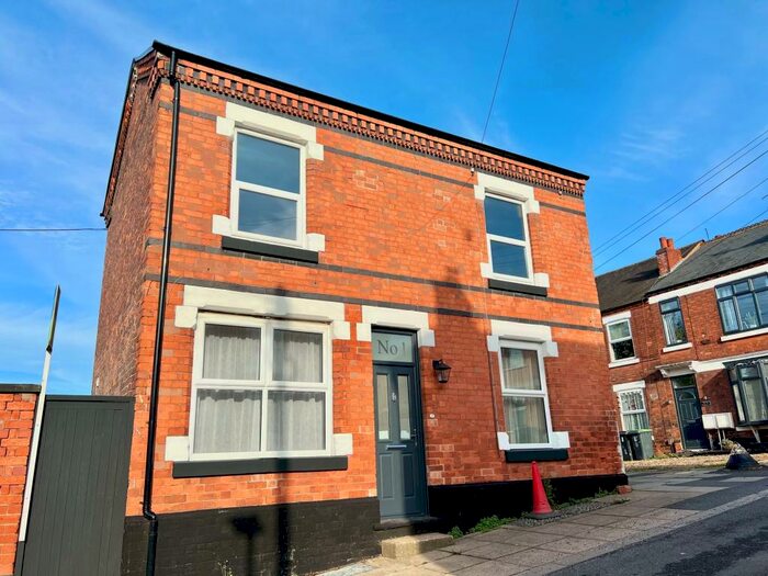 3 Bedroom Detached House To Rent In St. James Street, Stapleford, NG9