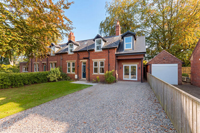 4 Bedroom Semi-Detached House For Sale In Whaggs Lane, Whickham, Newcastle Upon Tyne, NE16
