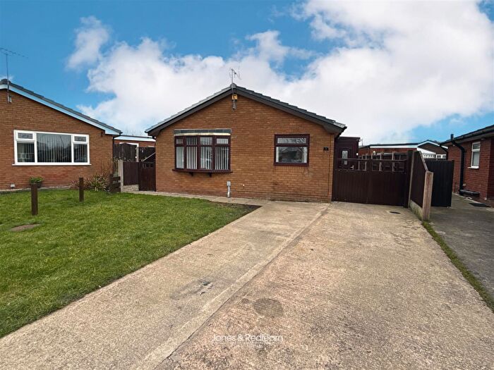 3 Bedroom Detached Bungalow For Sale In Lyndon Drive, Kinmel Bay, Rhyl, LL18