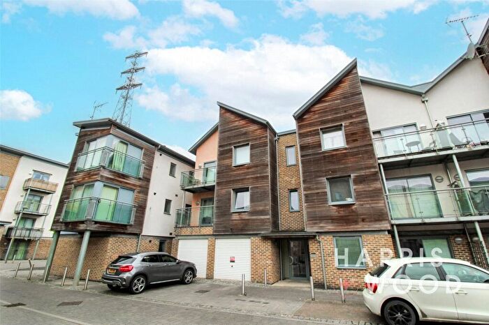 1 Bedroom Apartment To Rent In Quayside Drive, Colchester, Essex, CO2