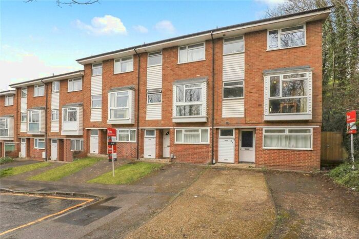 4 Bedroom Terraced House To Rent In Guildford Park Avenue, Guildford, Surrey, GU2