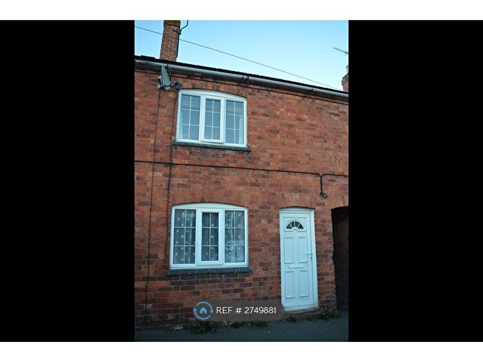 2 Bedroom Terraced House To Rent In High Street, Northamptonshire, NN6