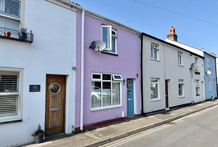 2 Bedroom Terraced House For Sale In Chapel Street, Gosport, PO12