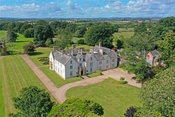8 Bedroom Detached House For Sale In Norton Fitzwarren, Taunton, Somerset, TA4