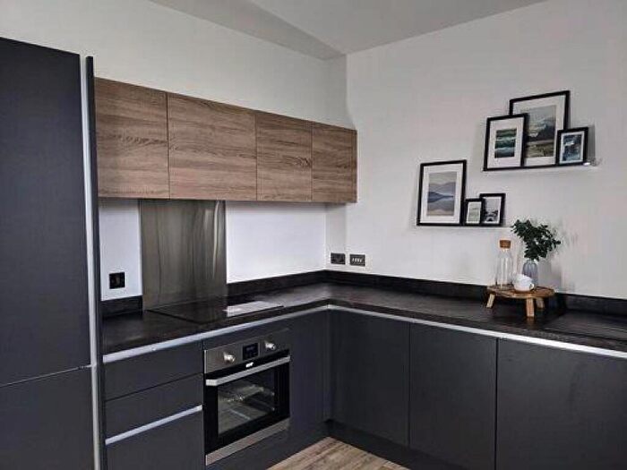 2 Bedroom Apartment For Sale In Johnsons Square, Oldham Road, Manchester, Greater Manchester, M40